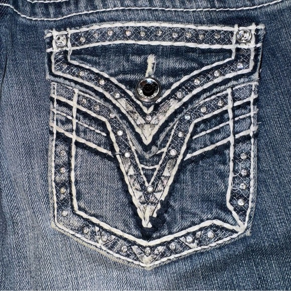 Vigoss Women’s Capri Jeans SZ 3/4 Faded The New York Flap Fancy Pockets Lowrise - Picture 6 of 11